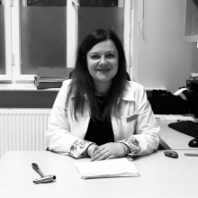 Powiększ obraz: Karolina Porębska, neurolog Kraków