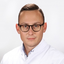 Powiększ obraz: Paweł Jaśkiewicz, ortopeda Kalisz