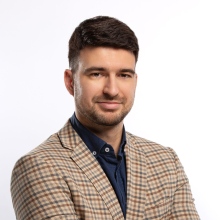 Powiększ obraz: Rami Berghleh, lekarz bez specjalizacji Mrocza