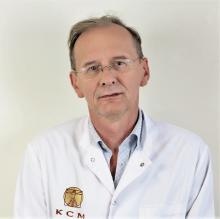 Powiększ obraz: Ryszard Kamiński, chirurg Wrocław