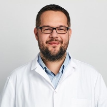 Powiększ obraz: Maciej Busłowicz, okulista Tarnowo Podgórne