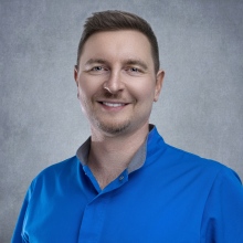 Powiększ obraz: Maciej Marcinowski, stomatolog Poznań