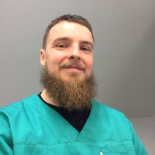 Powiększ obraz: Antoni Kłoszewski, stomatolog Ełk