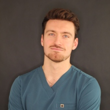 Powiększ obraz: Mateusz Sułkowski, stomatolog Skoczów