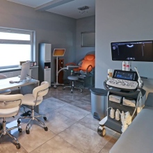 Powiększ obraz: Mariusz Wróblewski, ginekolog Swarzędz