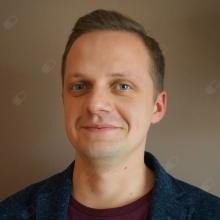 Powiększ obraz: Ariel Wiśniewski, fizjoterapeuta Poznań