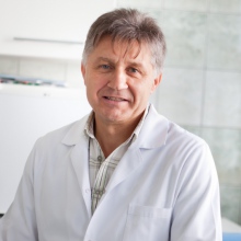 Powiększ obraz: Zbigniew Gołofit, chirurg Koszalin