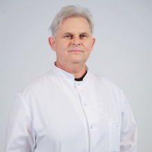 Powiększ obraz: Aureliusz Pisarek, chirurg Żory