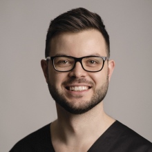 Powiększ obraz: Mateusz Kolator, laryngolog Legnica