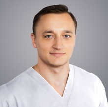 Powiększ obraz: Radosław Wrzesiński, chirurg dziecięcy Szczecin