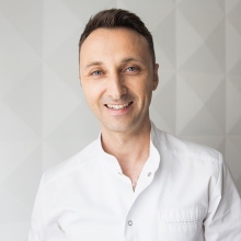 Powiększ obraz: Tomasz Chomiuk, fizjoterapeuta Warszawa