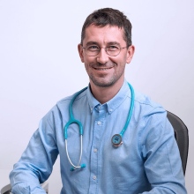 Powiększ obraz: Artem Symchuk, pediatra Poznań