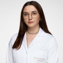 Powiększ obraz: Inna Manziuk, lekarz wykonujący zabiegi medycyny estetycznej Warszawa