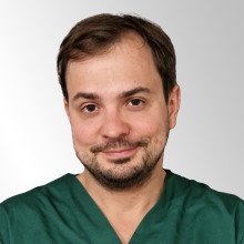 Powiększ obraz: Paweł Bodnar, chirurg Przemyśl