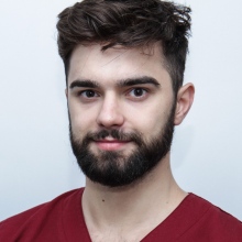 Powiększ obraz: Błażej Jackowski, chirurg stomatologiczny Warszawa