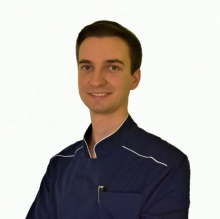 Powiększ obraz: Bartosz Bienias, protetyk stomatologiczny Warszawa