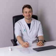 Powiększ obraz: Piotr Czarnota, ortopeda Poznań