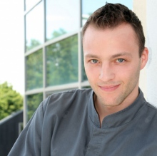 Powiększ obraz: Tomasz Kuropatnicki, fizjoterapeuta Wrocław