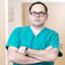 Powiększ obraz: Orest Szczygielski, chirurg dziecięcy Warszawa