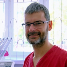 Powiększ obraz: Krzysztof Witkowski, stomatolog Kraków