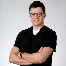 Powiększ obraz: Daniel Boroń, ginekolog Poznań