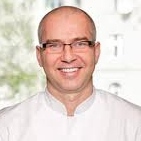 Powiększ obraz: Piotr Bednarczyk, stomatolog Częstochowa