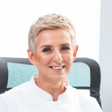 Powiększ obraz: Beata Hill-Wadas, lekarz wykonujący zabiegi medycyny estetycznej Wrocław