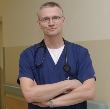 Powiększ obraz: Robert Zymliński, kardiolog Wrocław