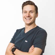 Powiększ obraz: Jakub Popiel, stomatolog Kraków