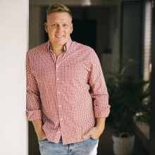 Powiększ obraz: Marcin Szkolnicki, osteopata Wrocław