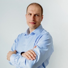 Powiększ obraz: Norbert Czapla, chirurg plastyczny Międzyrzecz