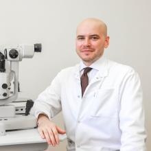 Powiększ obraz: Michał Post, okulista Warszawa