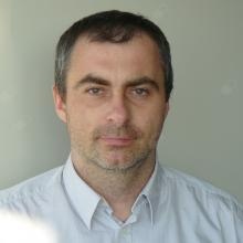 Powiększ obraz: Maciej Pilecki, psychiatra dziecięcy Kraków