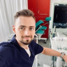 Powiększ obraz: Andrzej Eryk Niewczas, urolog Mniów