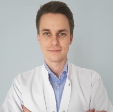 Powiększ obraz: Michał Witek, okulista Warszawa