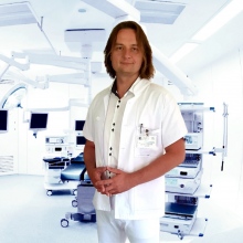 Powiększ obraz: Marcin Wierciński, neurochirurg Osielsko