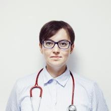 Powiększ obraz: Patrycja Lenkiewicz-Majewska, lekarz wykonujący zabiegi medycyny estetycznej Lubań