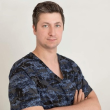 Powiększ obraz: Łukasz Strynowicz, ortopeda Wrocław