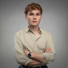 Powiększ obraz: Jakub Wyszyński, lekarz wykonujący zabiegi medycyny estetycznej Warszawa