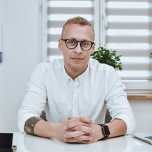 Powiększ obraz: Przemysław Czarnecki, fizjoterapeuta Chojnice