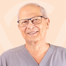 Powiększ obraz: Jerzy Pawełczyk, chirurg Wrocław