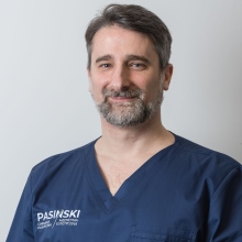 Powiększ obraz: Michał Pasiński, chirurg plastyczny Kraków