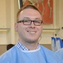 Powiększ obraz: Piotr Kowalczyk, weterynarz Warszawa