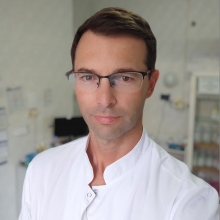 Powiększ obraz: Dariusz Bednarczyk, neurolog Otwock