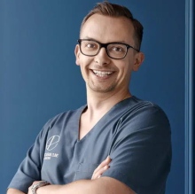 Powiększ obraz: Kamil Jaczkowski, stomatolog Toruń
