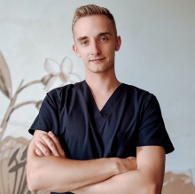Powiększ obraz: Szymon Śliwiński, fizjoterapeuta Wrocław