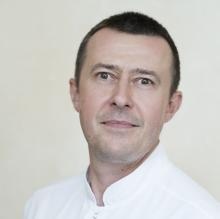 Powiększ obraz: Michał Woroncow, stomatolog Warszawa