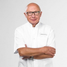 Powiększ obraz: Leon Kolny, ginekolog Tychy