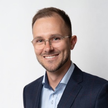 Powiększ obraz: Emil Rybaczek, ortopeda Gdynia