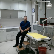 Powiększ obraz: Piotr Bednarski, proktolog Białystok